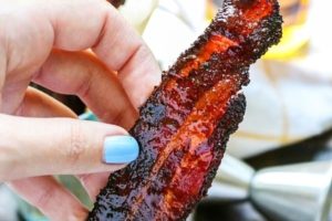 Keto Bourbon Candied Bacon – #foodiefriday