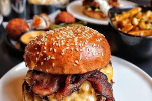 #foodiefriday – Bacon Burger
