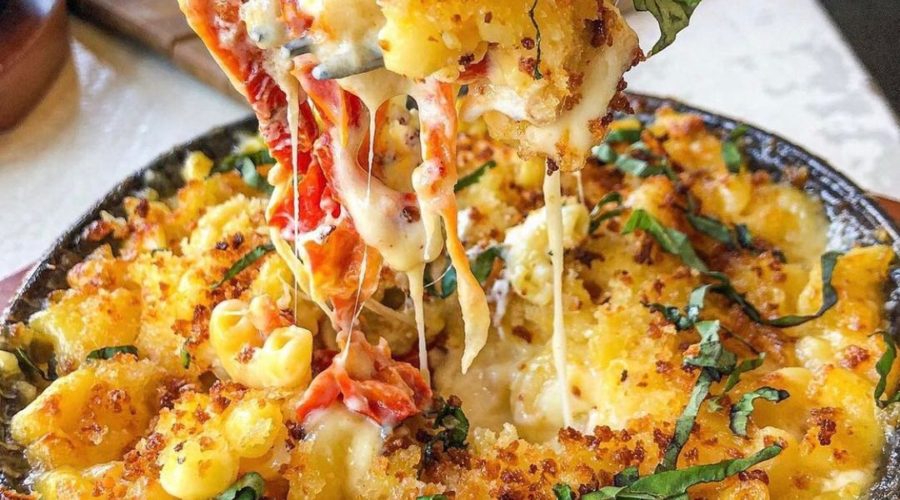 #foodiefriday – Mac and Cheese, Please!